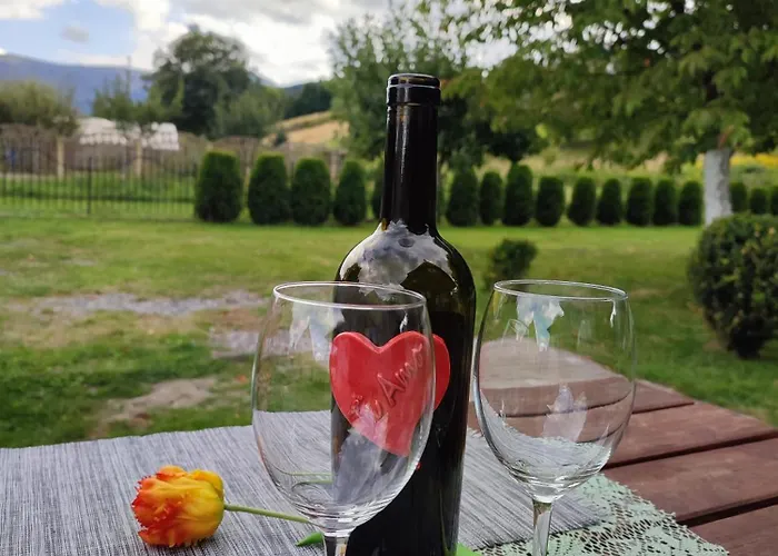 Mile Zacisze Lodge *